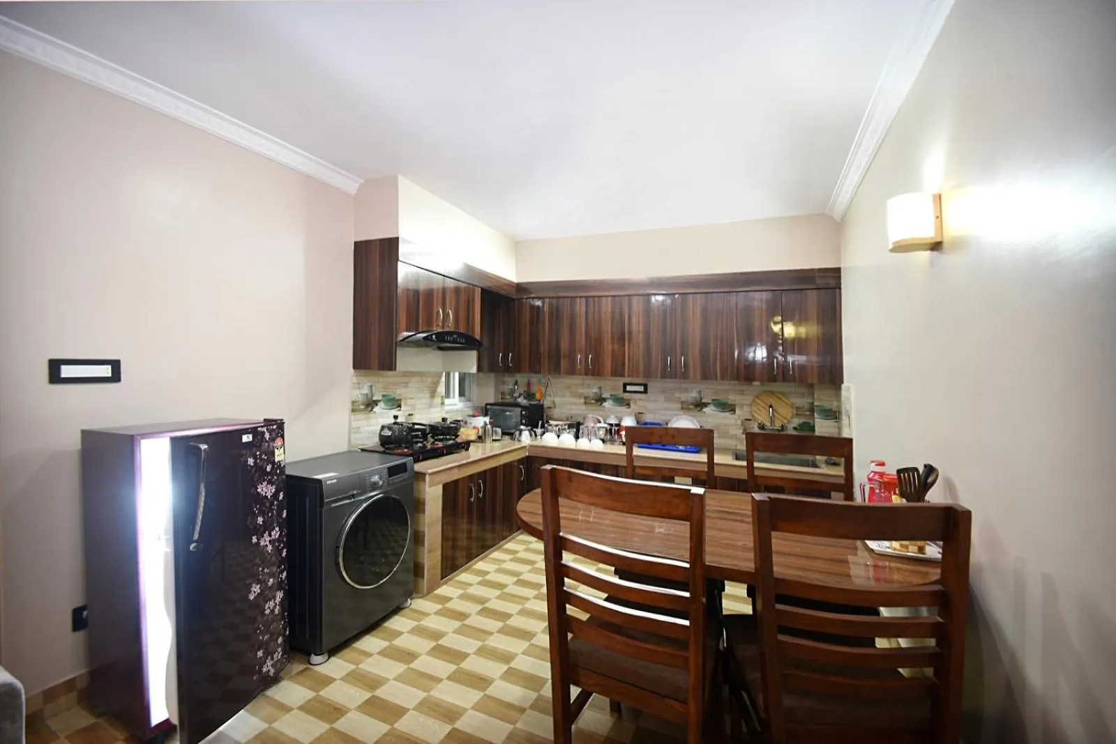 Alpine Apartment And Homestay Kathmandu 0*,  Nepal
